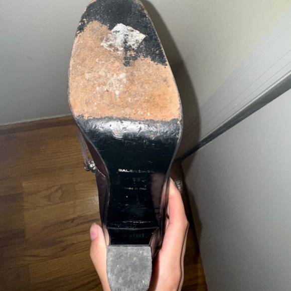 Balenciaga knee high heeled brown leather boots - Picture 4 of 8